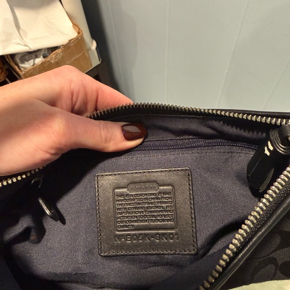 Black Shoulder Bag - Picture 3 of 5